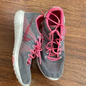 Nike Kids Gray and Pink Athletic Shoes Sz 3.5